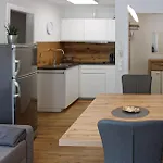 Cozy In Apartment *