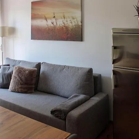 Apartment Beautiful In Veldenamwoerthersee