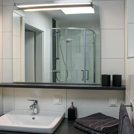 Beautiful In Veldenamwoerthersee Apartment *