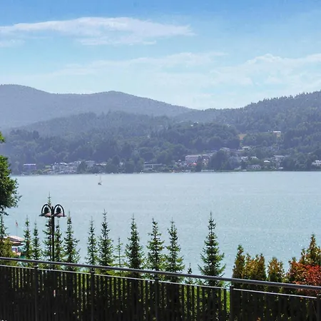 Beautiful In Veldenamwoerthersee Apartment *