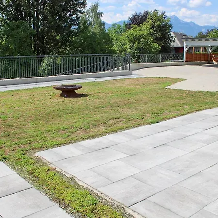 Apartment Beautiful In Veldenamwoerthersee *